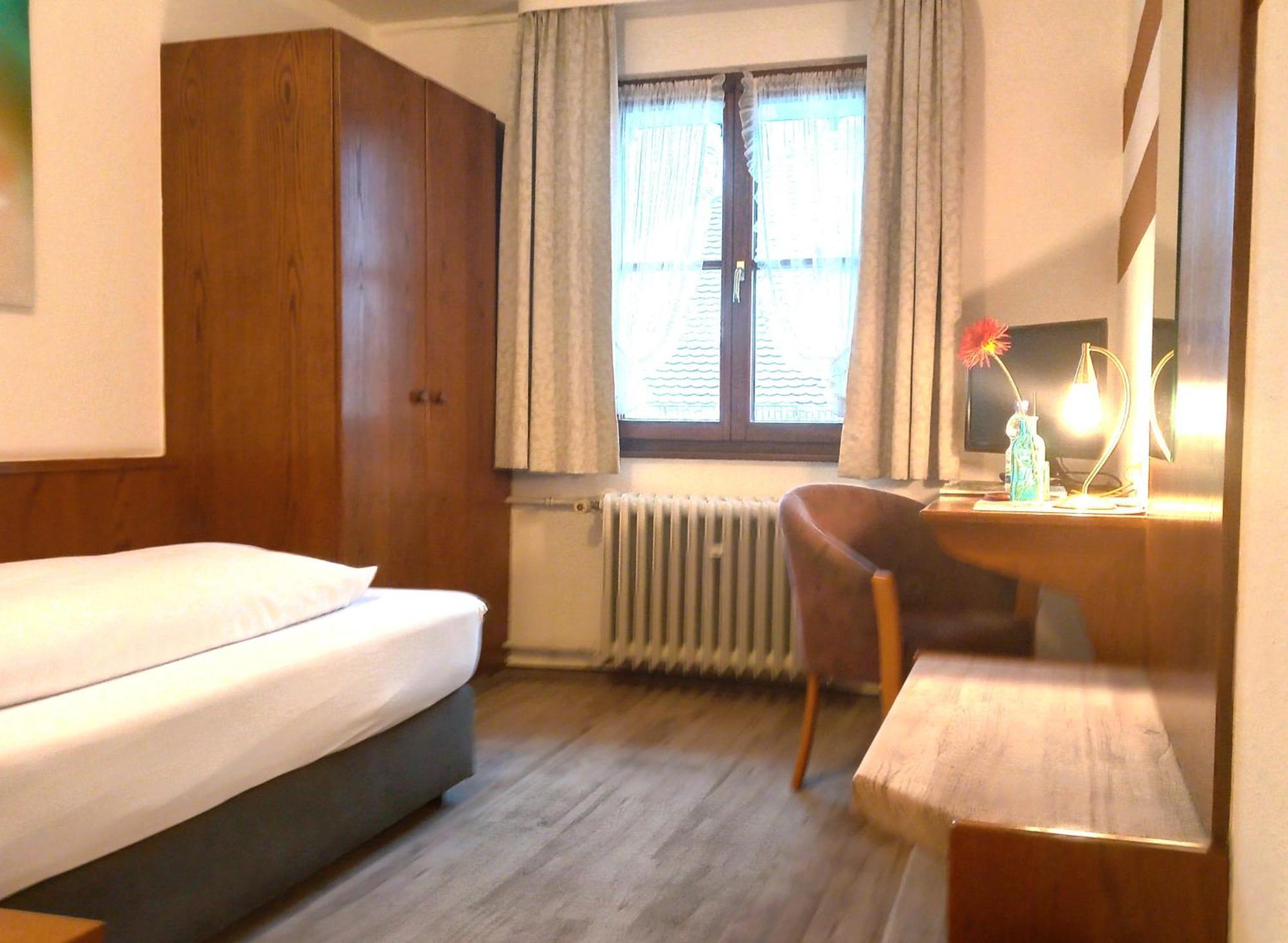 באד בוכאו Hotel Gasthof Kreuz מראה חיצוני תמונה