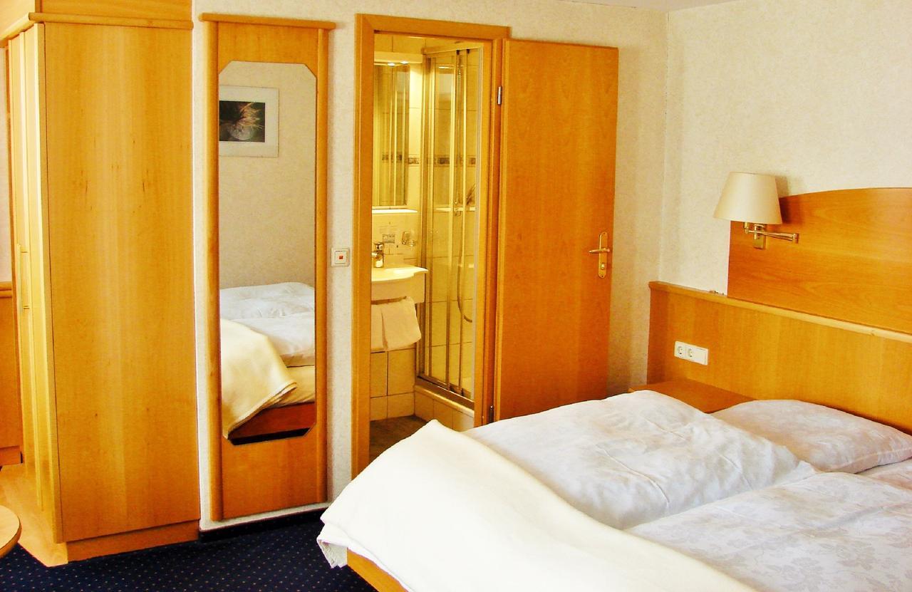 באד בוכאו Hotel Gasthof Kreuz מראה חיצוני תמונה