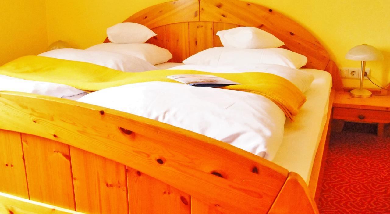 באד בוכאו Hotel Gasthof Kreuz מראה חיצוני תמונה